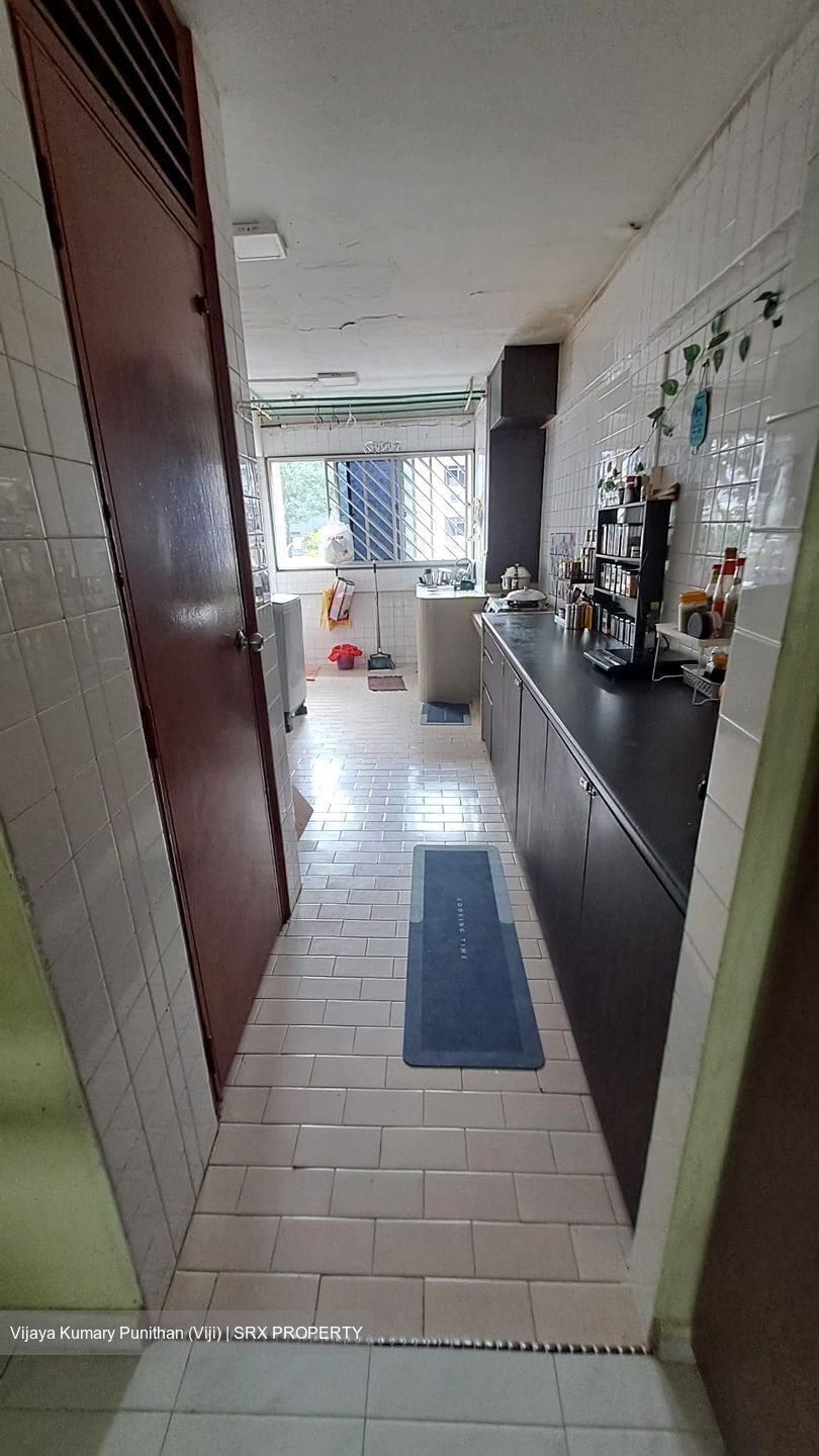 Bukit Batok East Avenue 4 (Bukit Batok),  #548130231